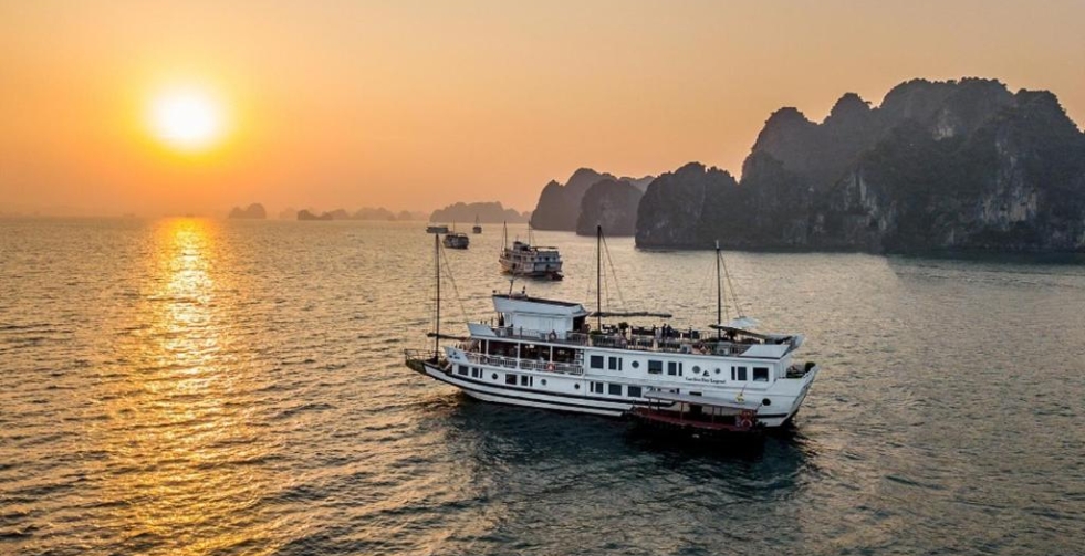Garden Bay Legend Cruise