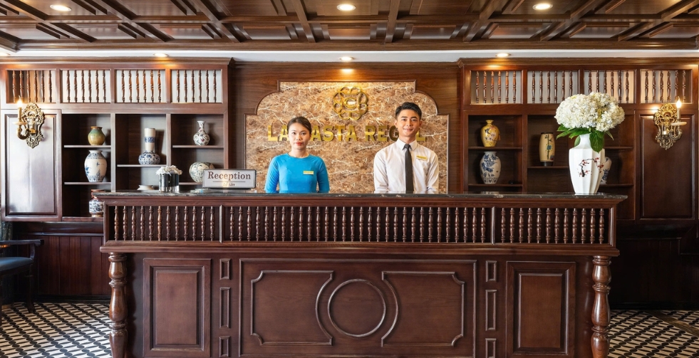 La Casta Regal Cruise
