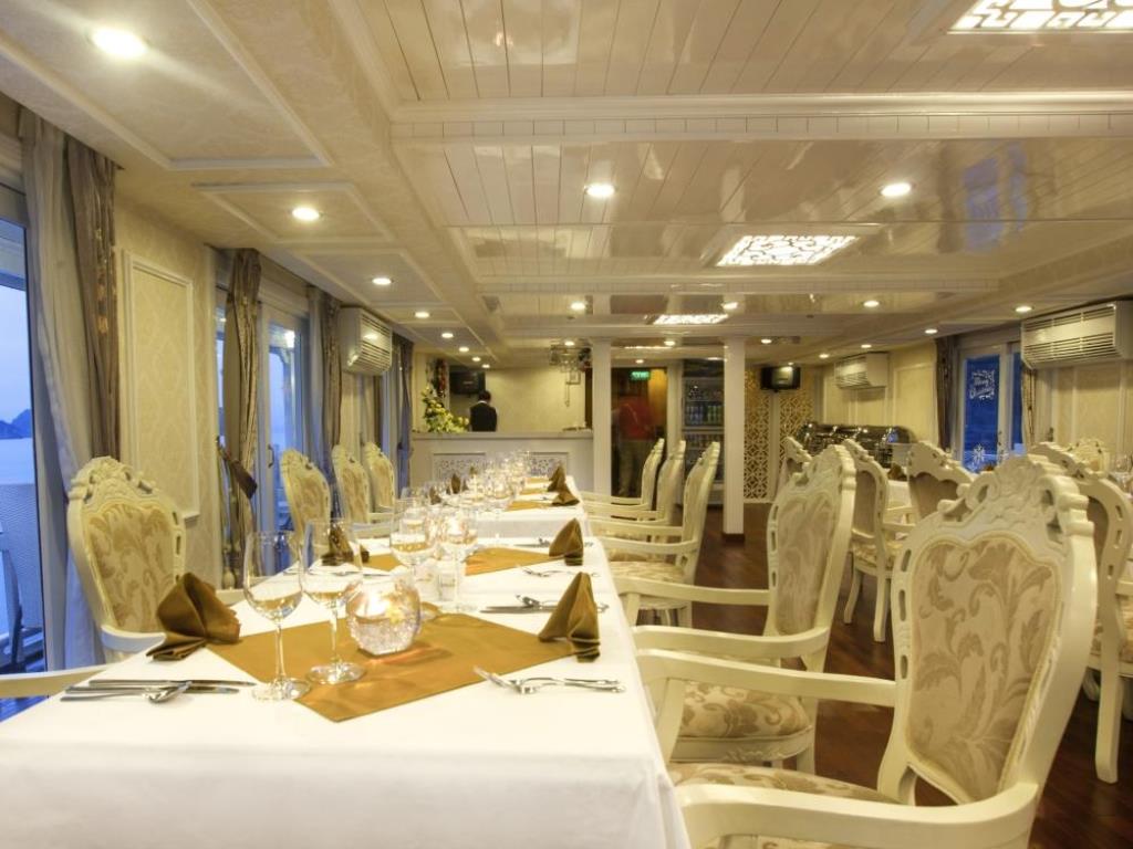 Signature Halong Cruise