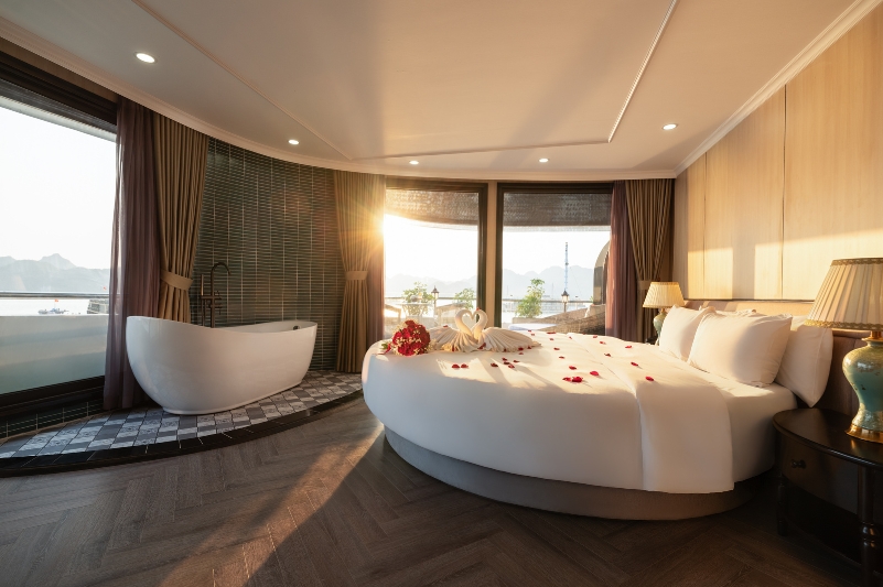 Honeymoon Suite