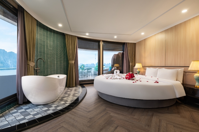 Honeymoon Suite