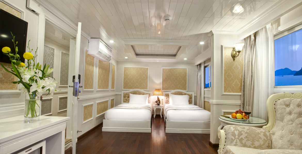 Signature Halong Cruise