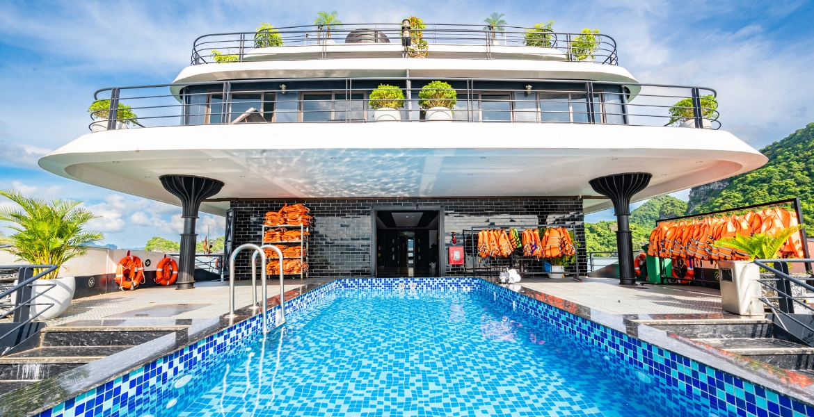 Velar of the Seas Cruise