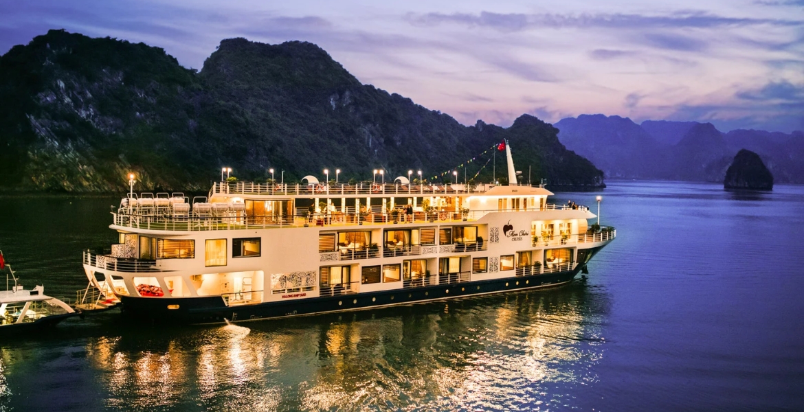 Mon Cheri Cruises