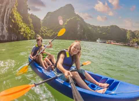 Hanoi - Ninh Binh - Halong Bay 5 Days