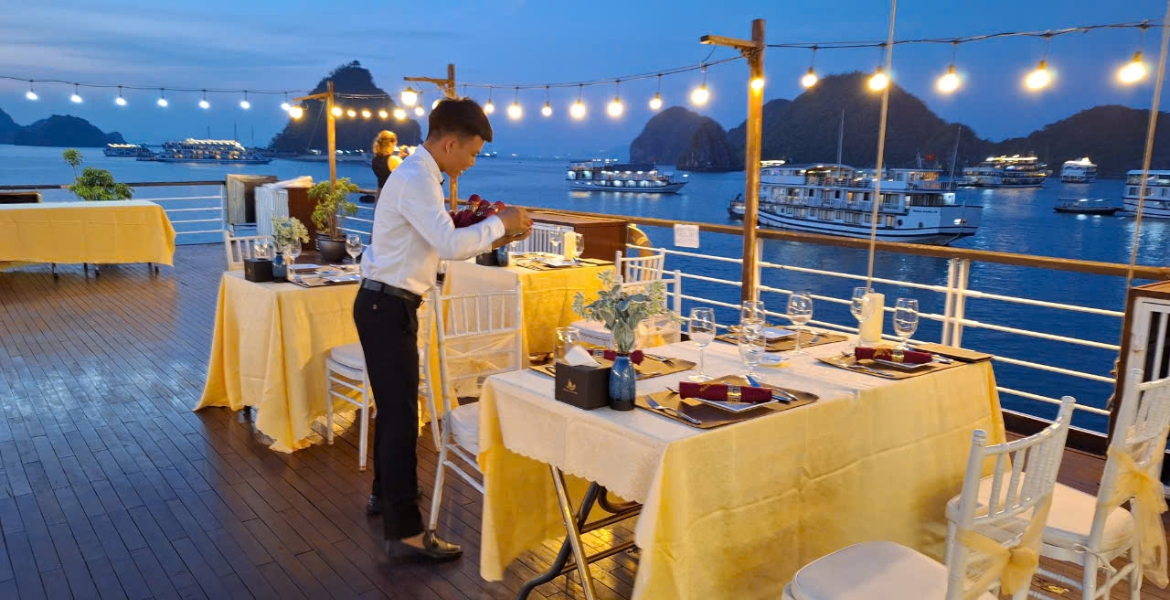 Halong Bay Cruise