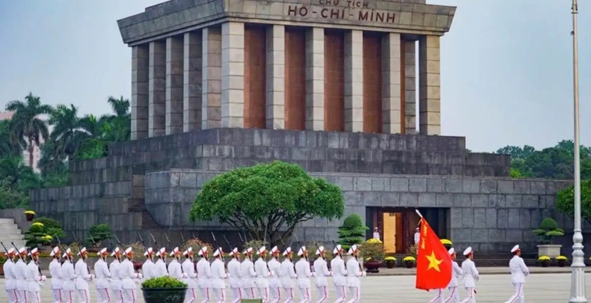 Northern and Central Vietnam Tour Package with World Heritage Site