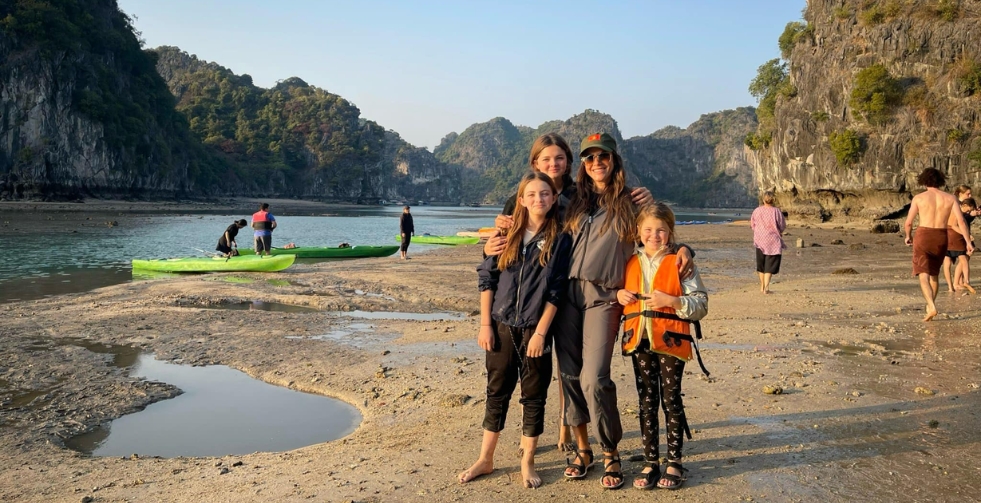 Bai Tu Long Bay 2 Night Cruise