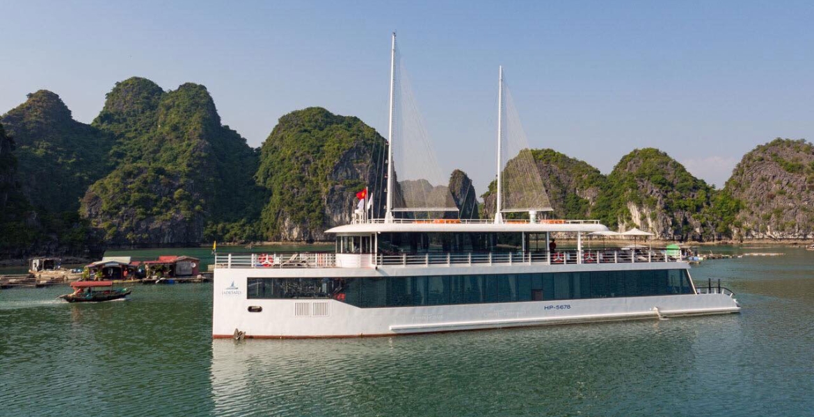 Halong Bay Excursion 6-hour Cruise