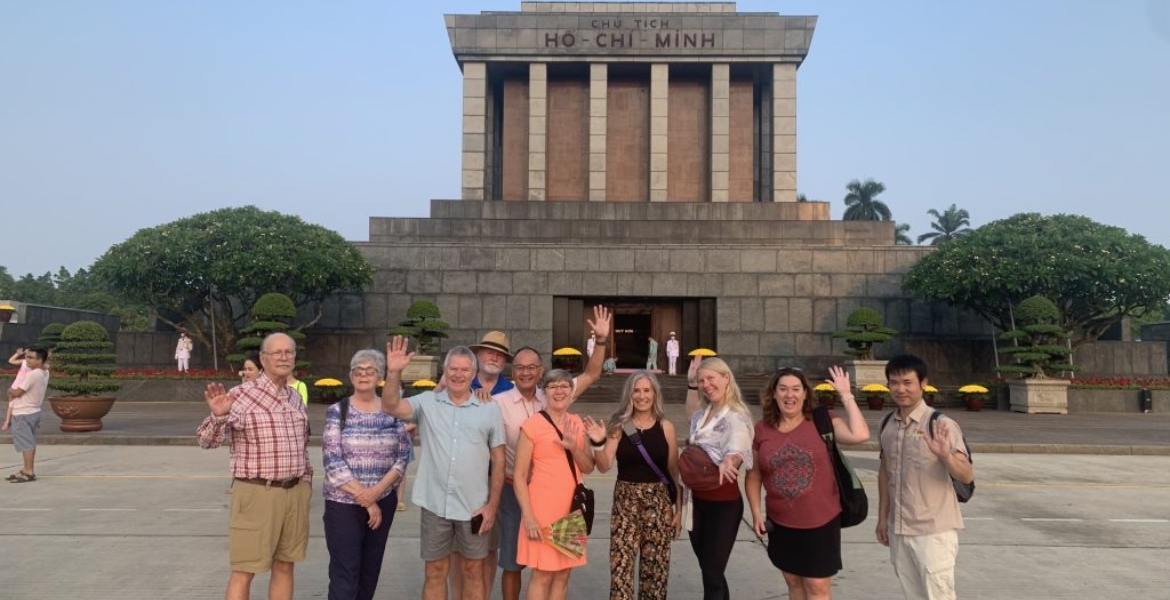 Vietnam Highlights with Halong Bay Cruise Trip