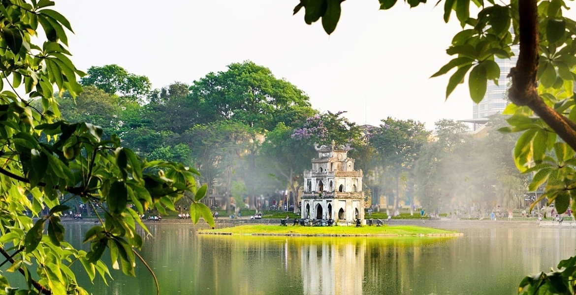 Northern and Central Vietnam Tour Package with World Heritage Site