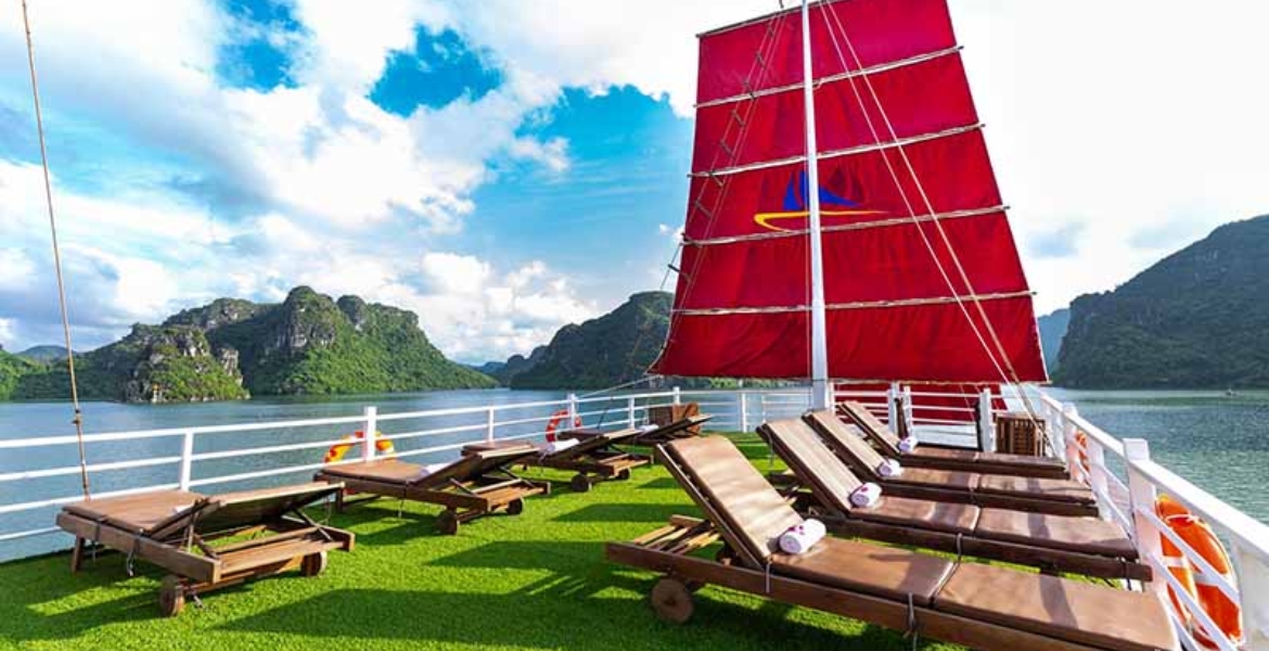 Amazing Sails Luxury Small Day Cruise