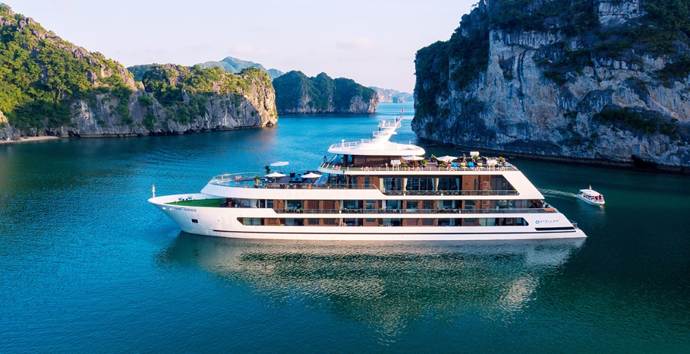 Hanoi - Ninh Binh - Halong Bay 5 Days