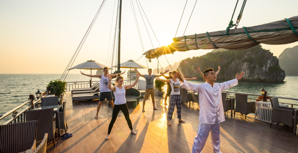 Bai Tu Long Bay 2 Night Cruise