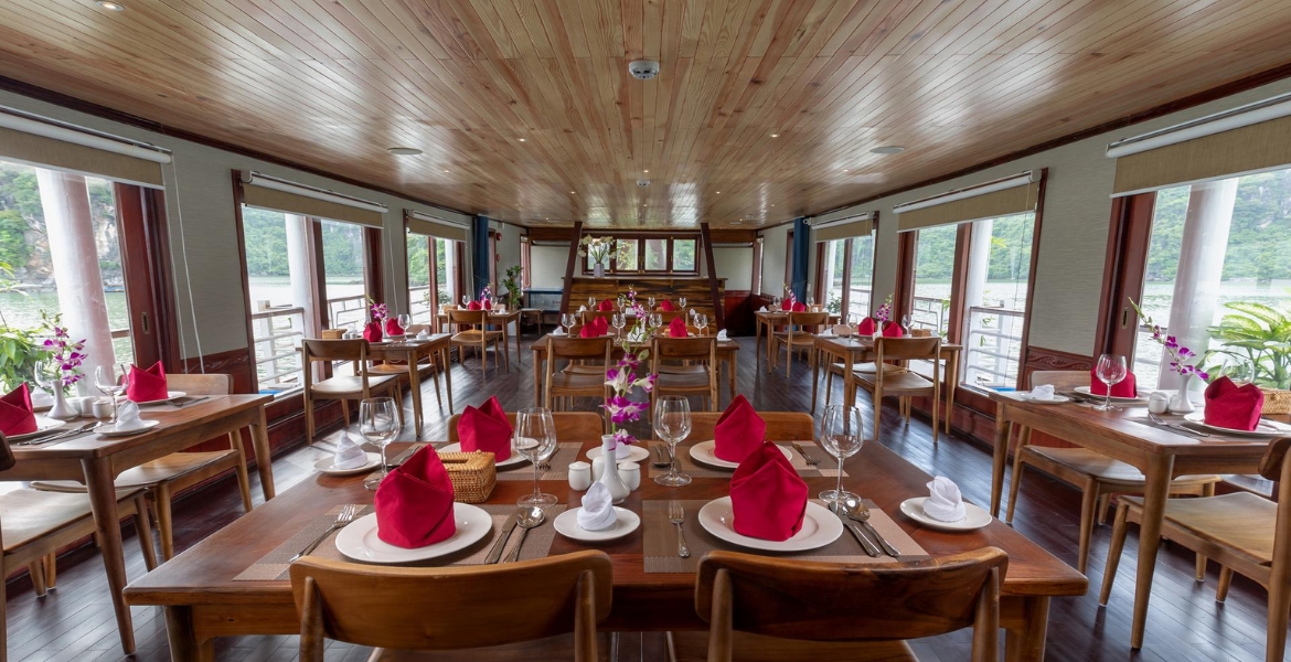 Amazing Sails Luxury Small Day Cruise