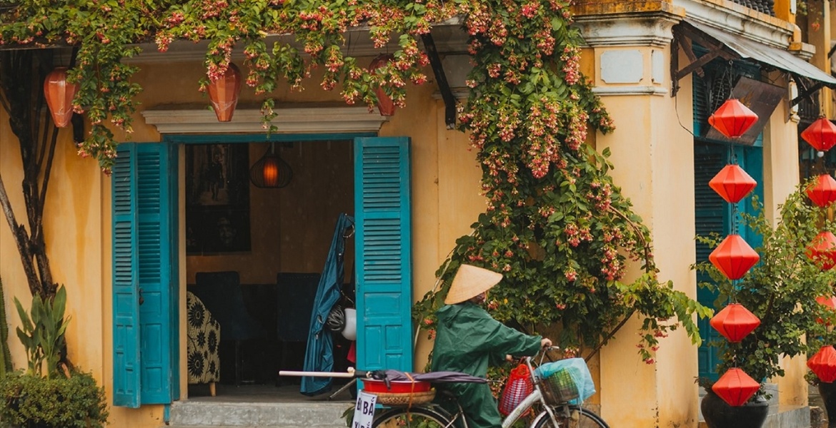 Northern and Central Vietnam Tour Package with World Heritage Site