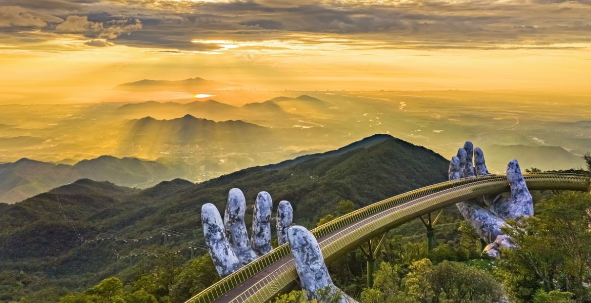 Northern and Central Vietnam Tour Package with World Heritage Site